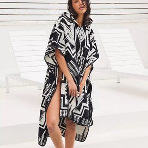 Pendleton Jacquard Hooded Towel